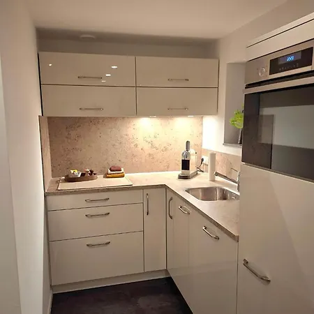 Tiny House *